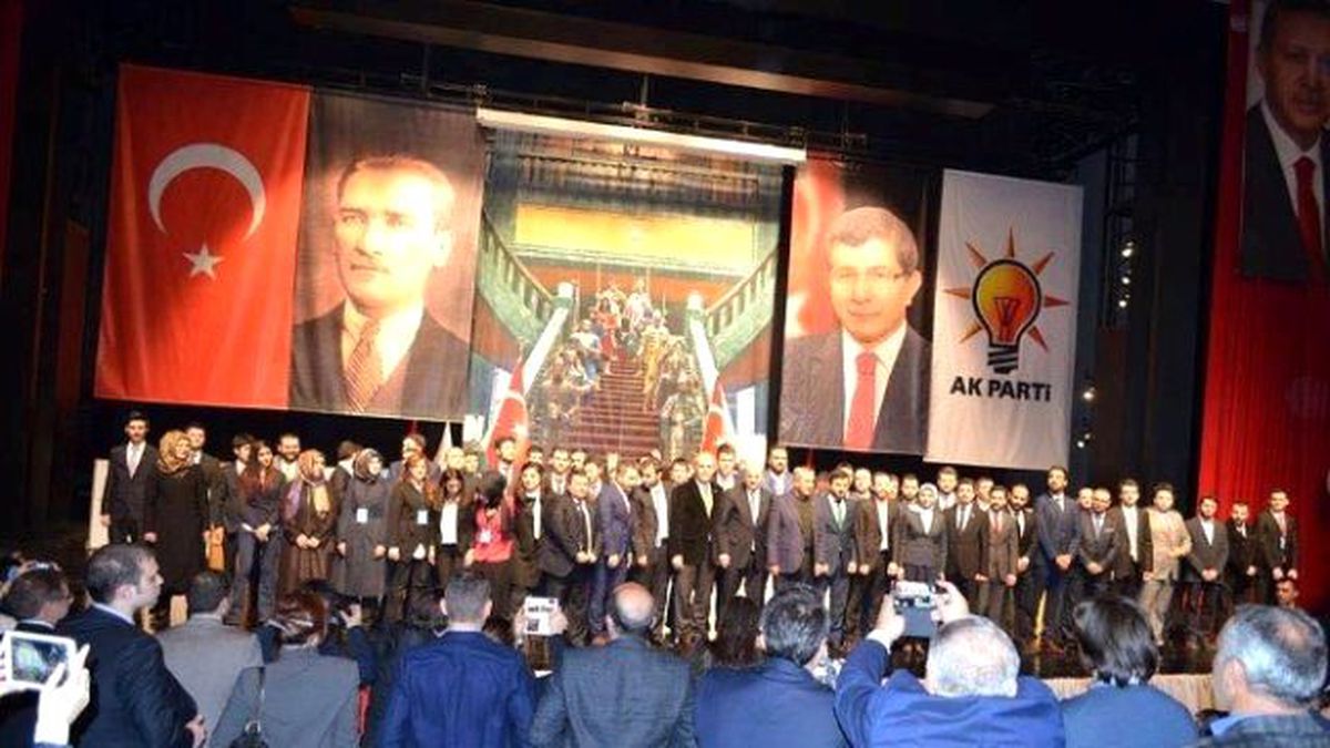 AK Parti\'nin Seçim Şarkısına Bursa\'dan Aday