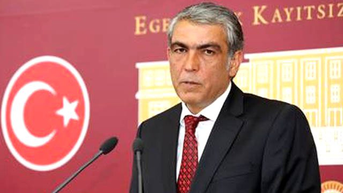 Atanamayan Öğretmenlerin Sorununu Meclis\'te