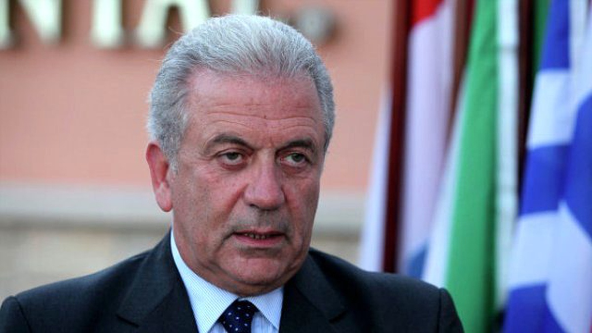 Avrupa Komisyonu Komiseri Avramopoulos Kosova\'da