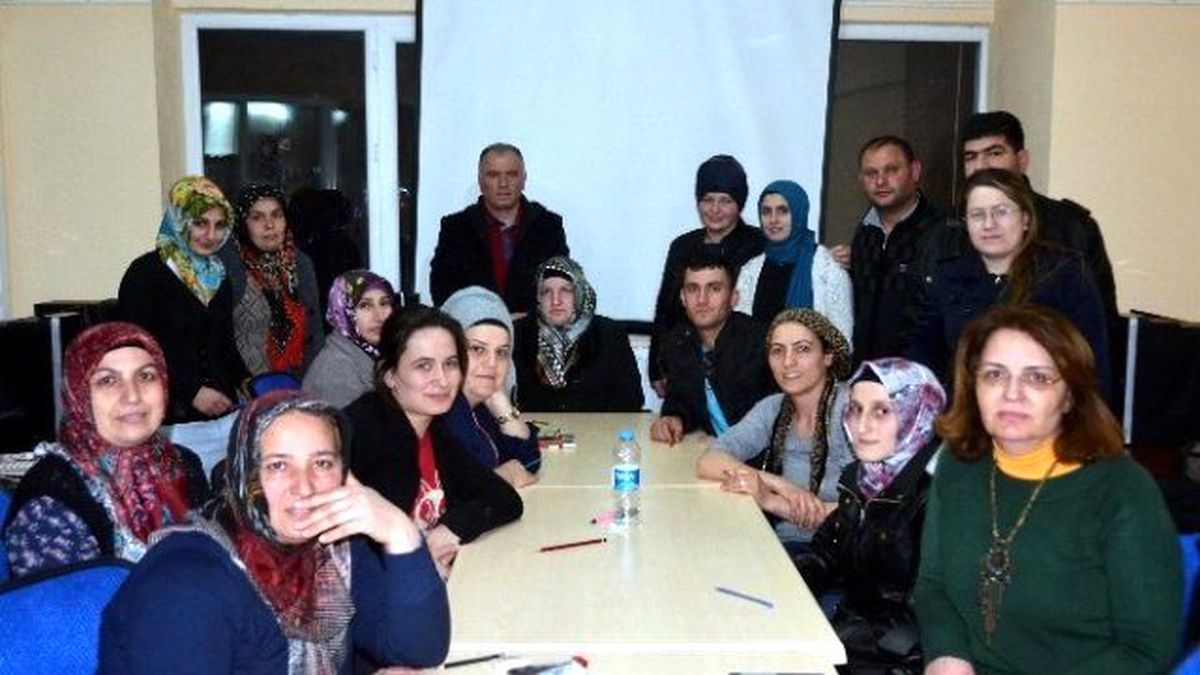 Ayvacık\'ta Aşçı Çırakları Yetişiyor