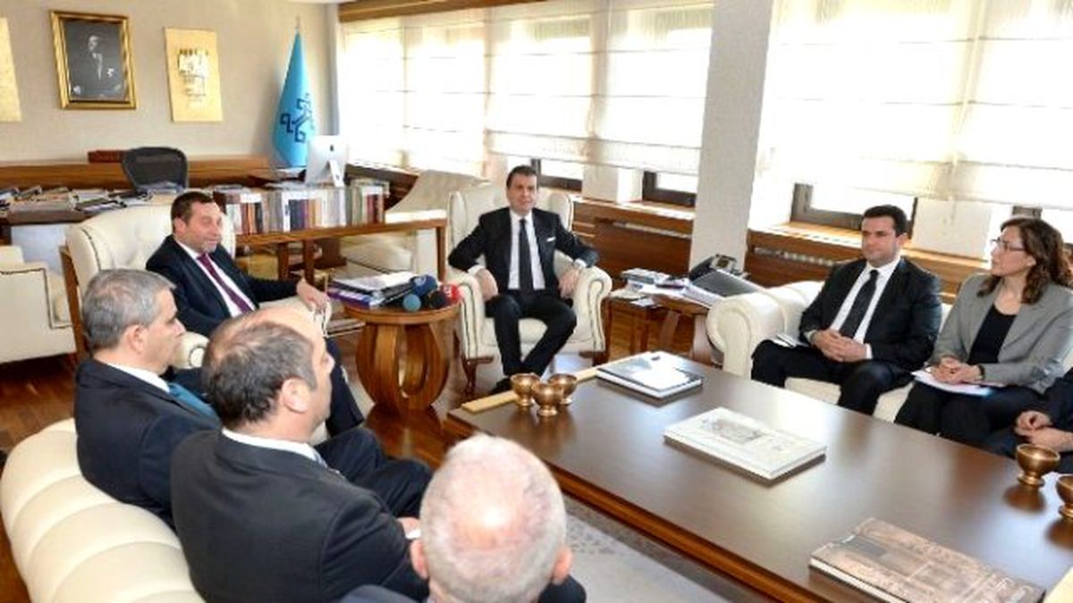 Bakan Çelik, KKTC Başbakan Yardımcısı Denktaş ile Bir Araya Geldi