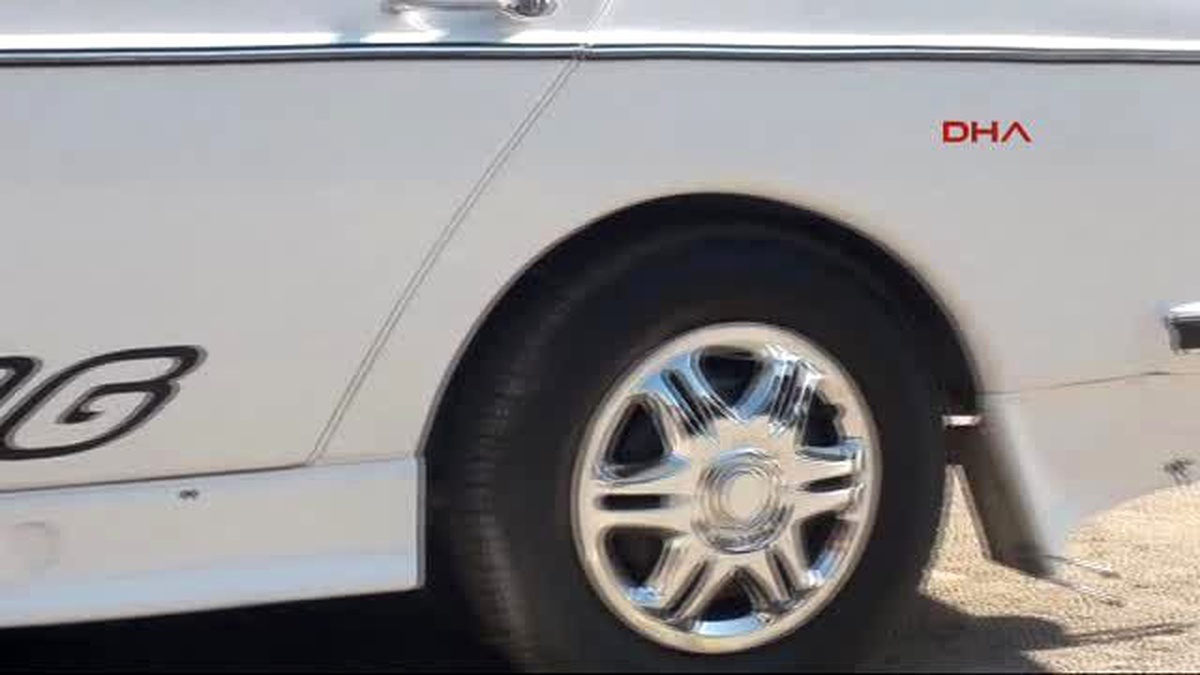 Bartın Samanlıkta Çürüyen Otomobili Yeniledi