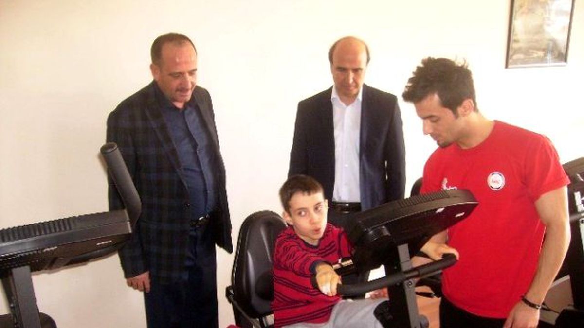 Başkan Duruay\'dan Otizm Vakfı\'na Ziyaret