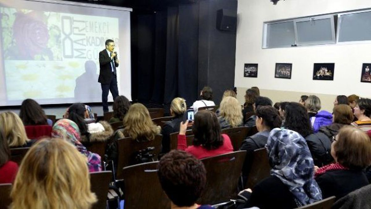 Batıkent Beldeevi\'nde Kadın Portreleri