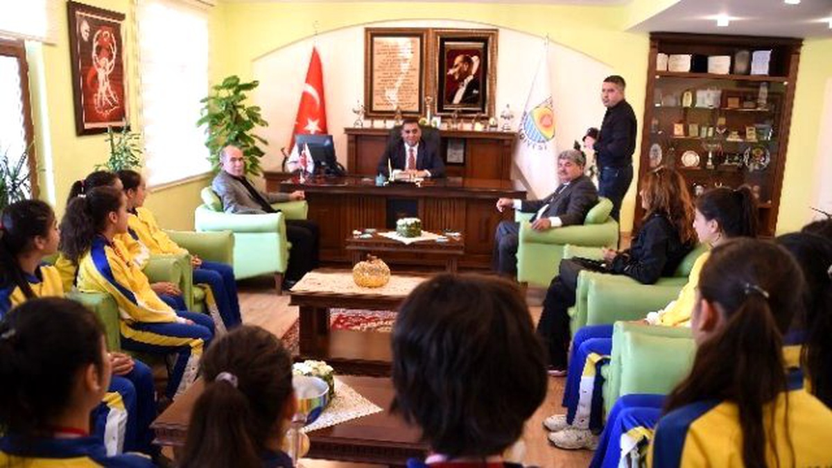 Bölge Birincisi Olan Çukurova İlköğretim Okulu\'ndan Can\'a Ziyaret
