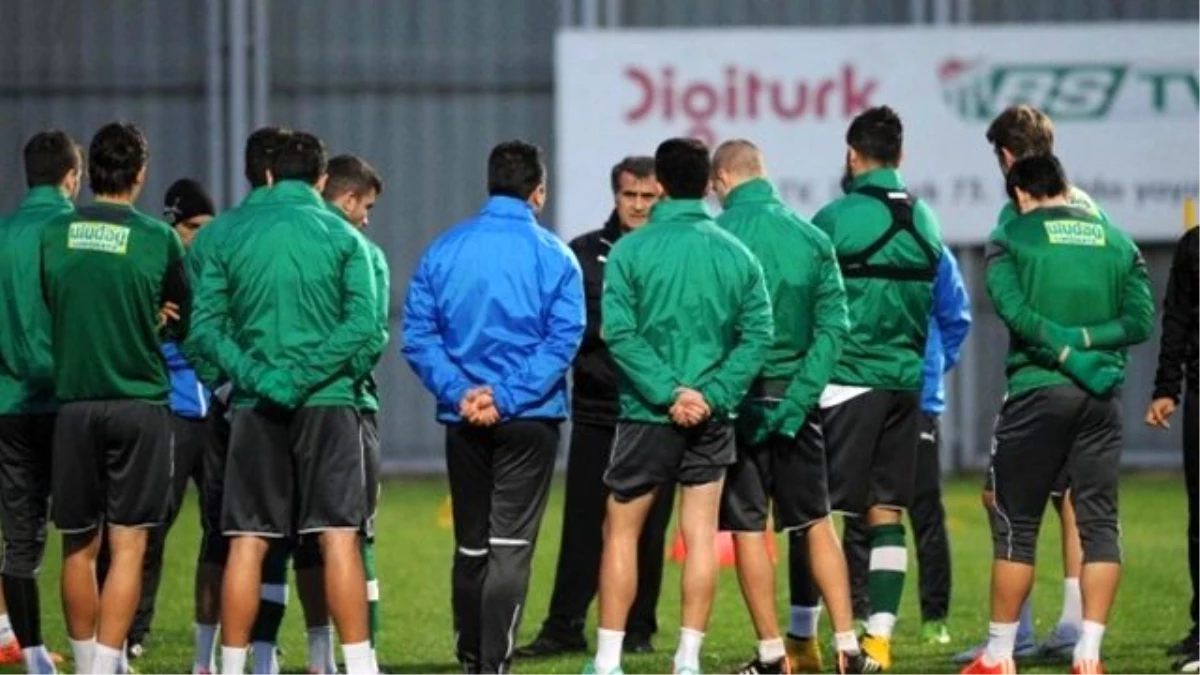 Bursaspor\'da, Balıkesirspor Maçı Hazırlıkları Devam Ediyor
