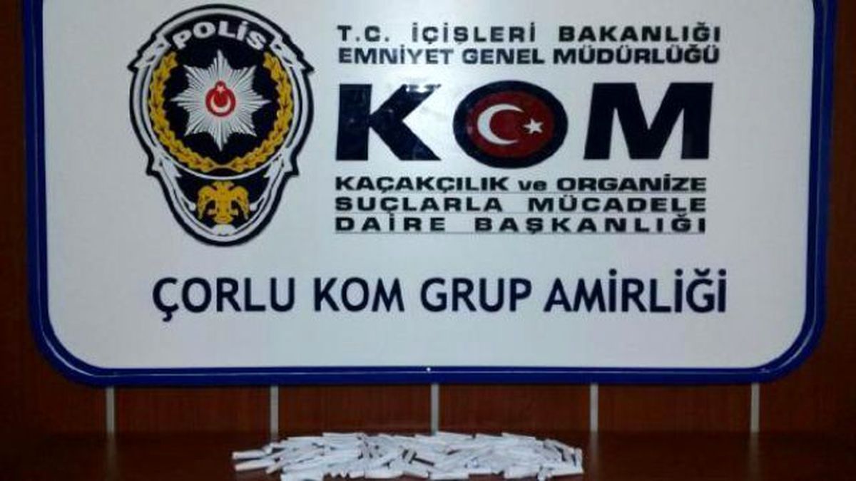 Çorlu\'da Uyuşturucu Satıcılarına Operasyon: 8 Gözaltı