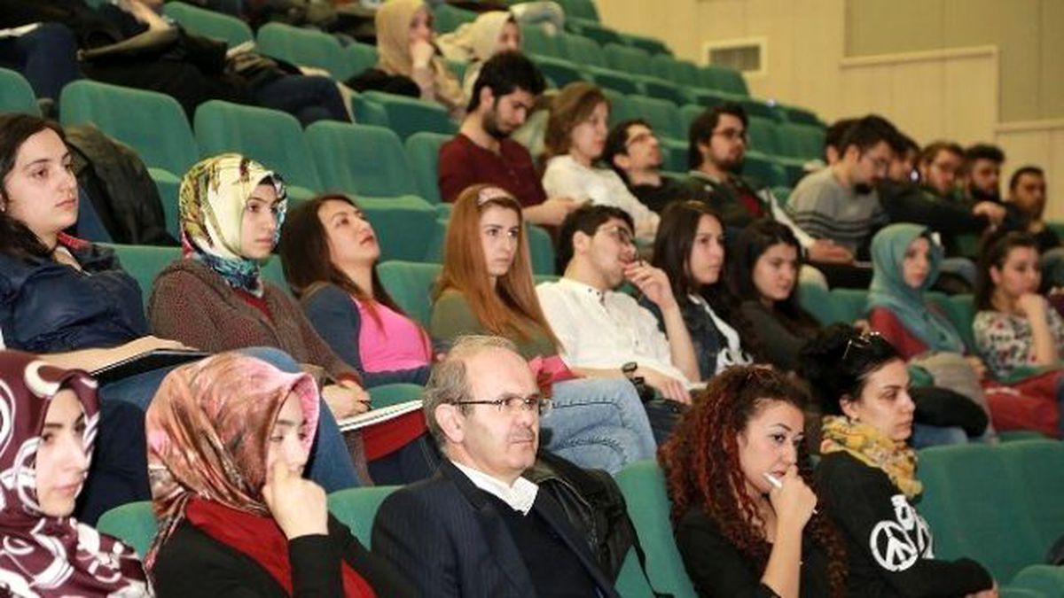 Erü\'de Dini Mimari Yapılar Hakkında Konferans