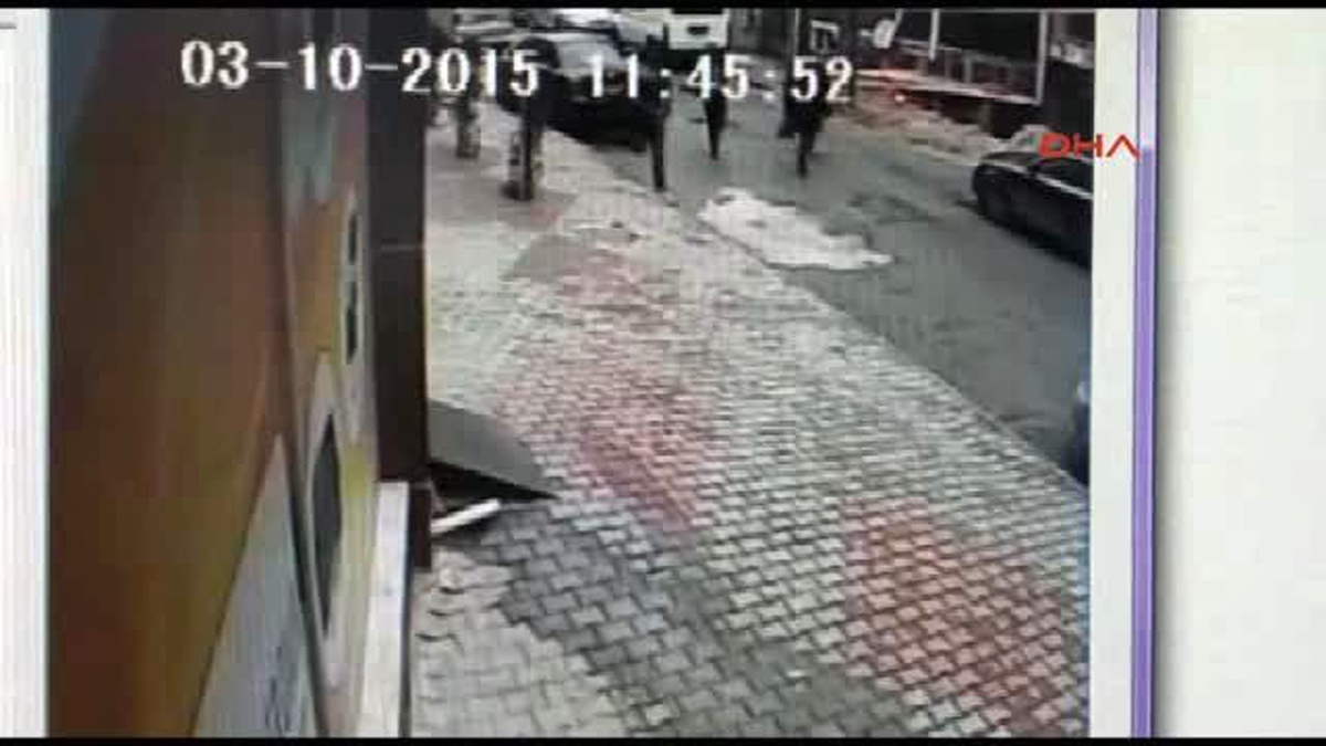 Esenyurt\'ta 3 Kardeşi Öldüren Zanlılar Böyle Kaçtı
