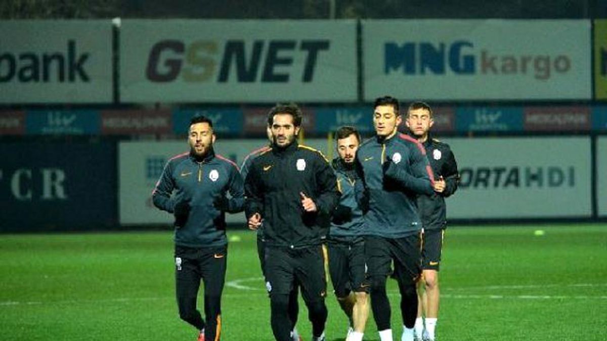 Galatasaray\'da İstanbul Başakşehir Maçının Hazırlıkları Başladı