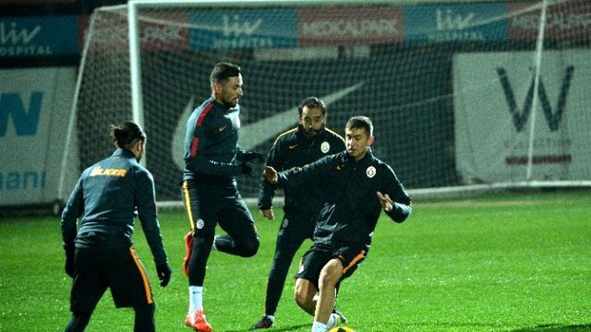 Galatasaray, İstanbul Başakşehir Maçı Hazırlıklarına Başladı