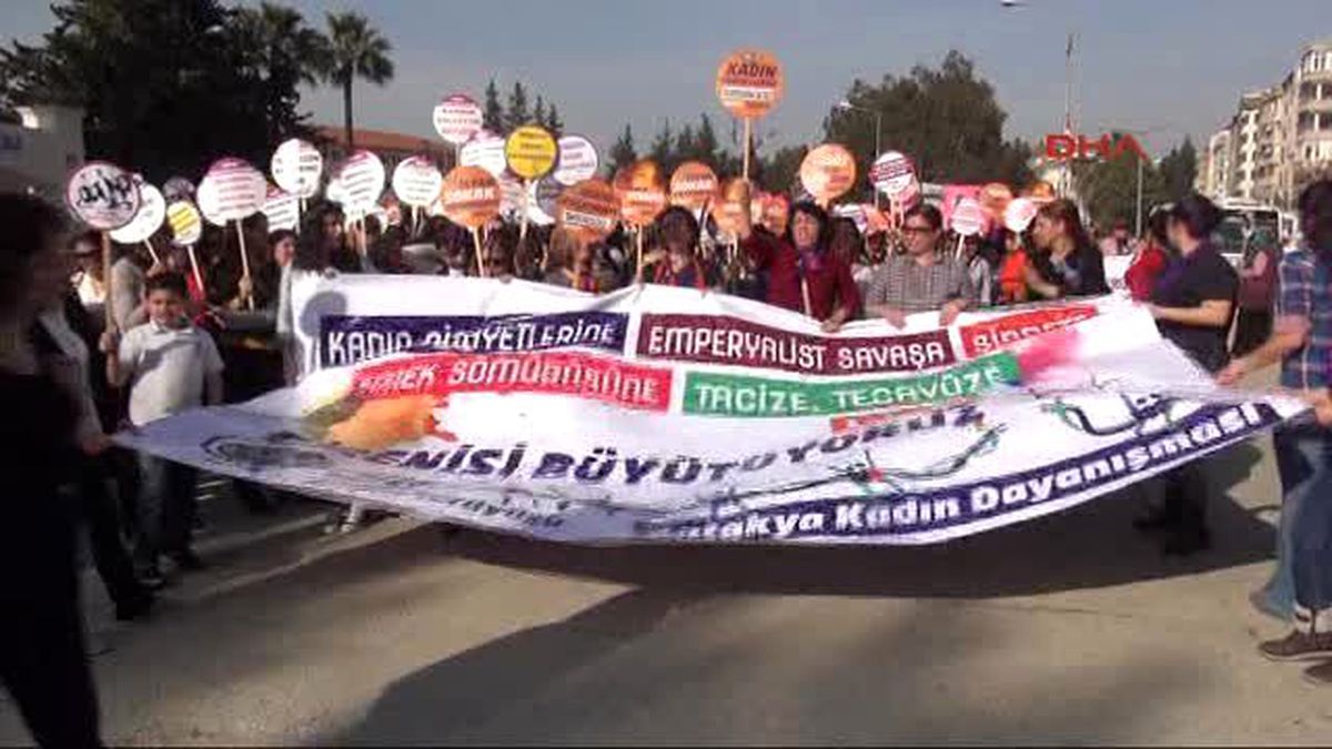 Hatay\'da \'Dünya Kadın Yürüyüşü\'