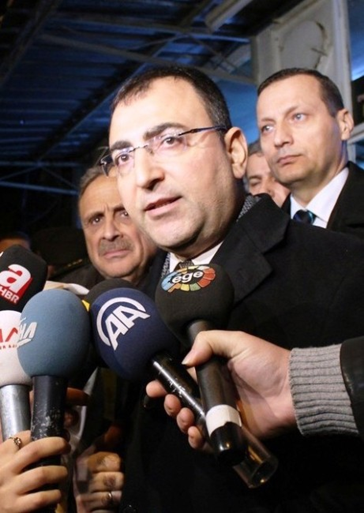İzmir Valiliğinden Sıkıyönetim Tartışmalarına Yanıt