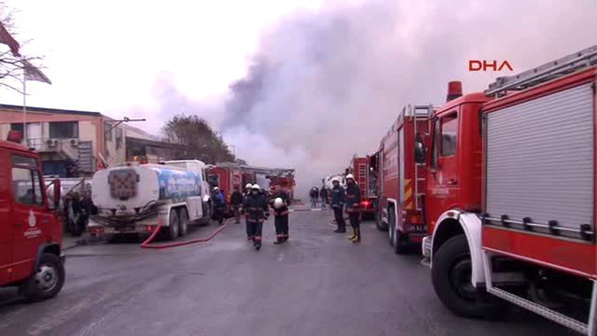 Kıraç\'ta Fabrika Yangını