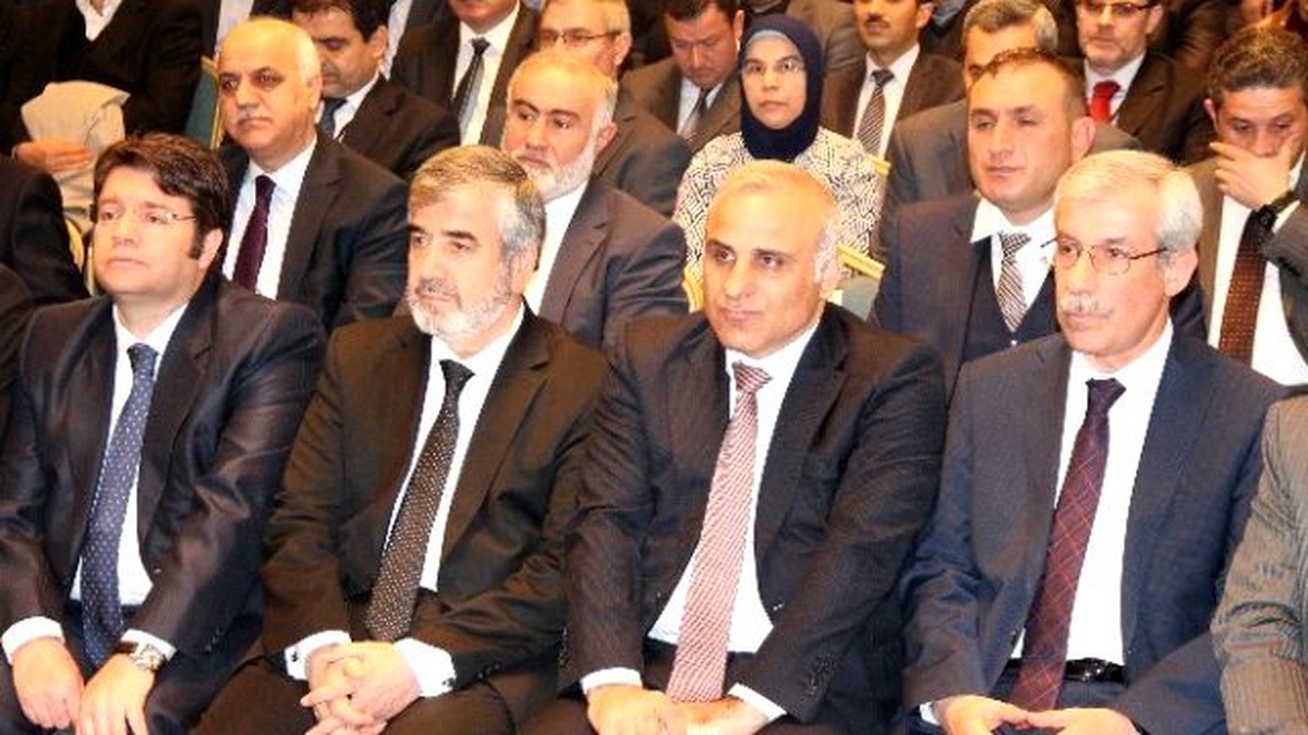 Kur\'an Okuyucuları\' Semineri Elazığ\'da Başladı