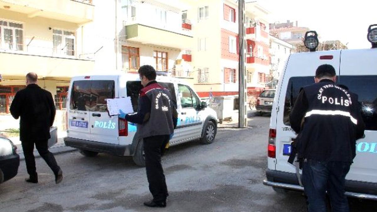 Liseli Genç, Sevdiği Kızın Annesini Vurdu