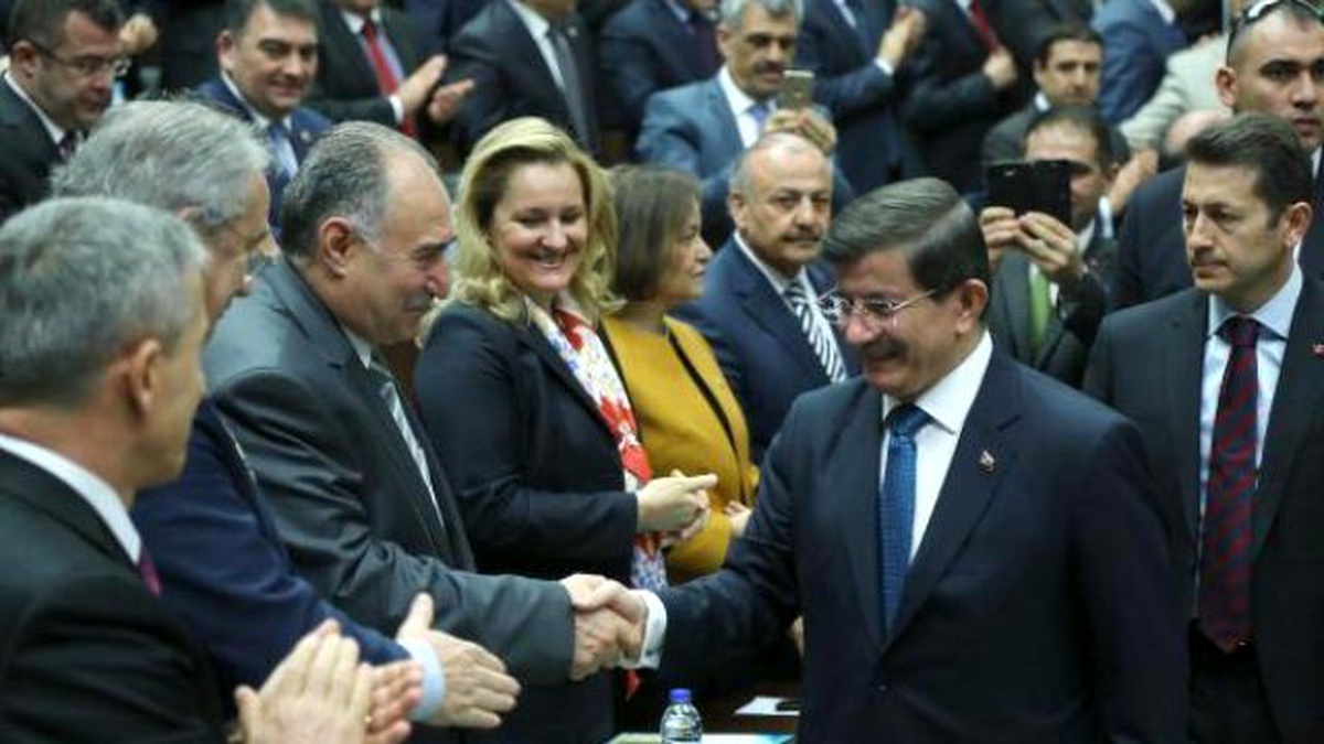 Parti Kapatılmasını Ebediyen Tarihe Gömmek İstiyorsanız İşte Hodri Meydan, İşte Tbmm