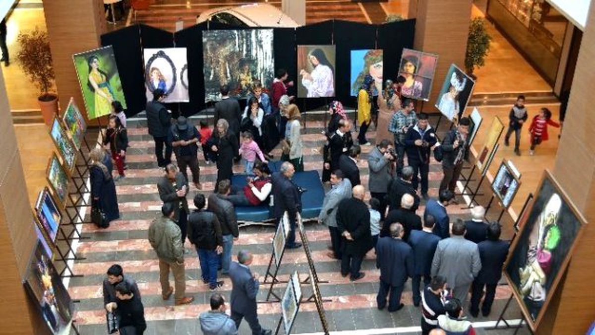Şanlıurfa Piazzada Kadınlar Gününe Özel Sergi