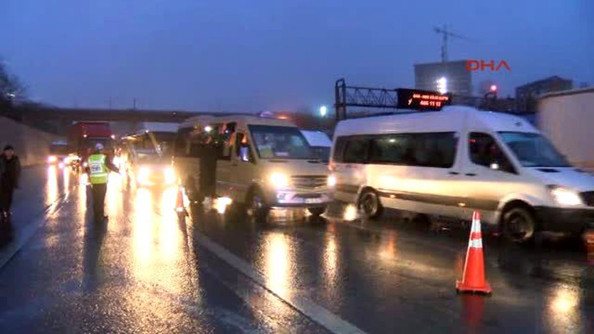 Tem\'de Kaza: 2 Ölü, 2 Yaralı
