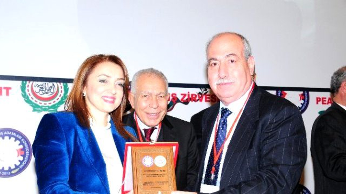 Türkiye\'nin En Büyük Gençlik Yapılanması Gençlik Konfederasyonları, Barışın Kenti Kudüs Zirvesinde...