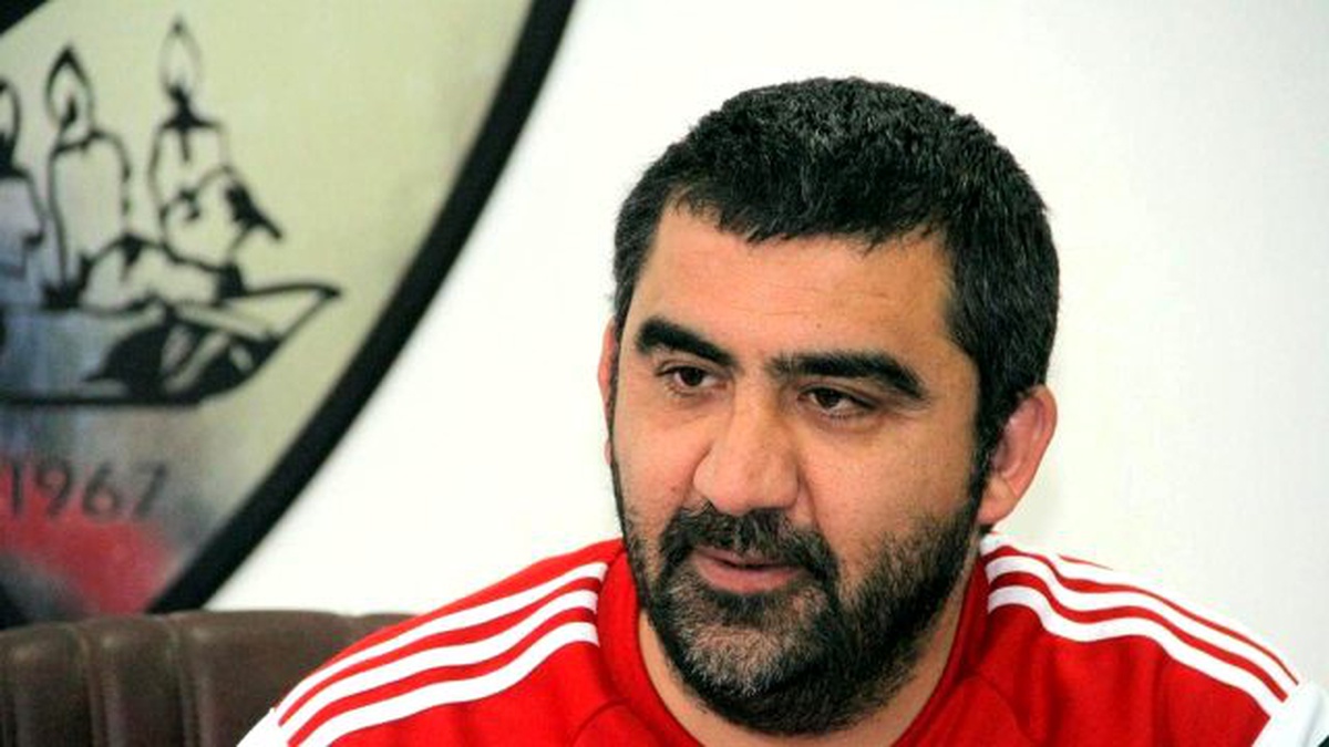 Ümit Özat\'ın İstifası Kabul Edilmedi