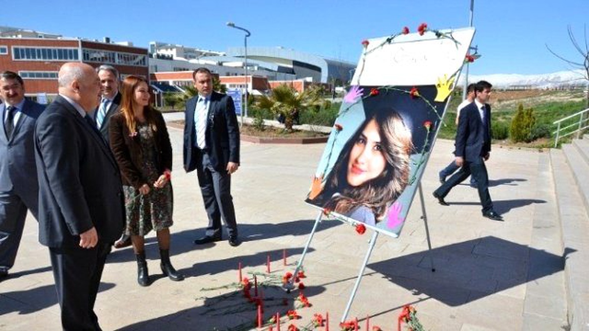 Üniversite Öğrencileri \'Kadına Şiddete Hayır\' Dediler