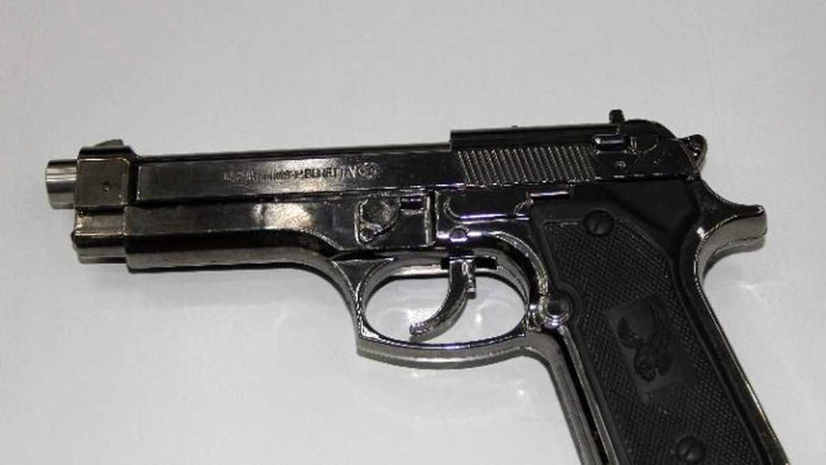 Üniversiteyi Korkutan Silah "Çakmak" Çıktı