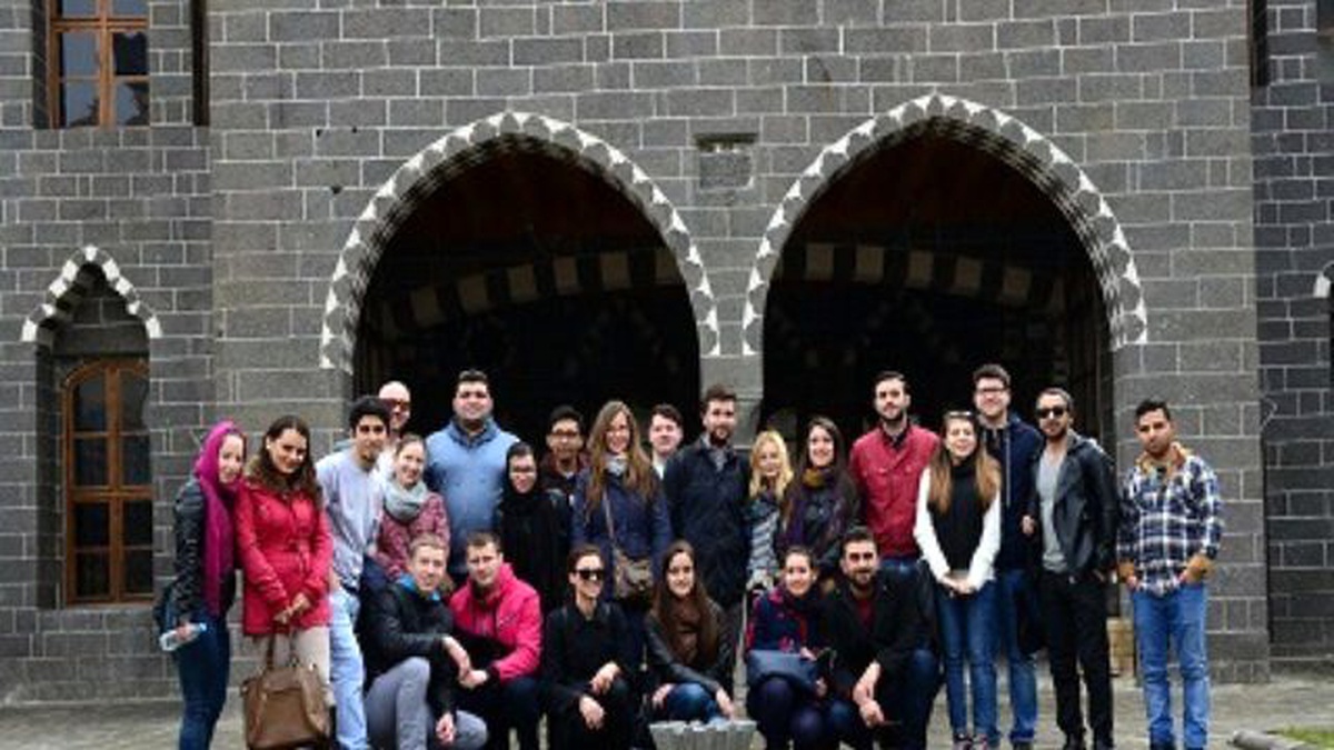 Yabancı Öğrencilere Diyarbakır Turu