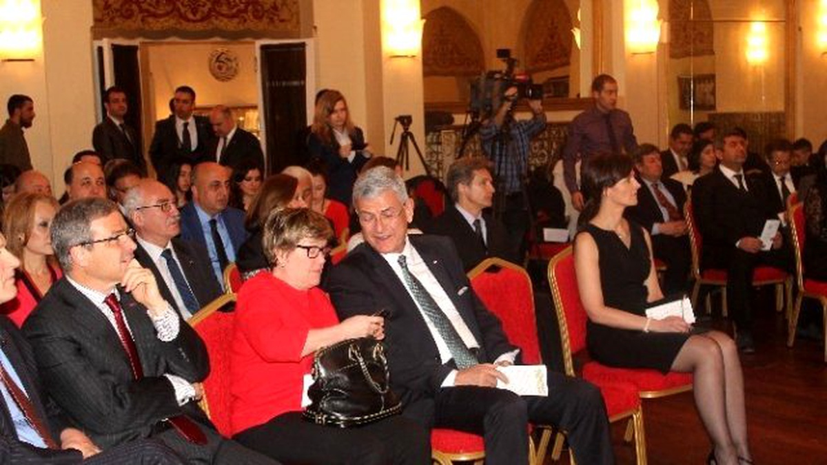AB Bakanı Bozkır, Litvanya Milli Günü\'ne Katıldı