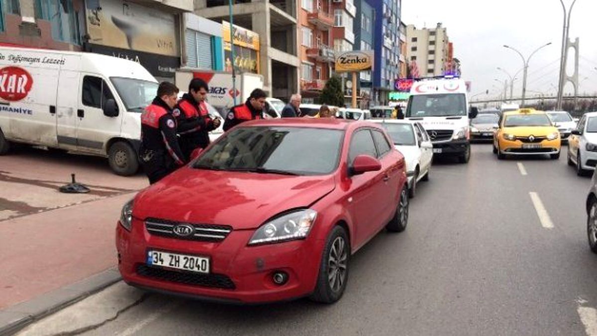 Alkollü Sürücü Trafiği Birbirine Kattı