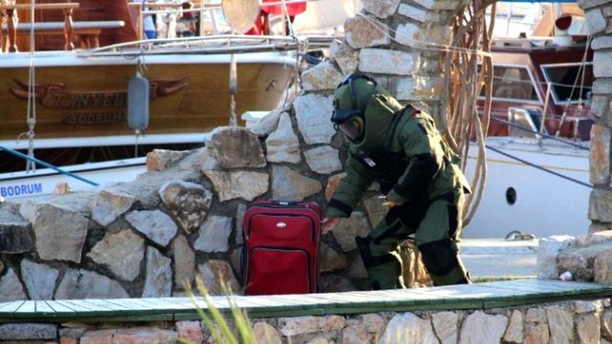 Bodrum\'da Şüpheli Valiz Emniyeti Alarma Geçirdi