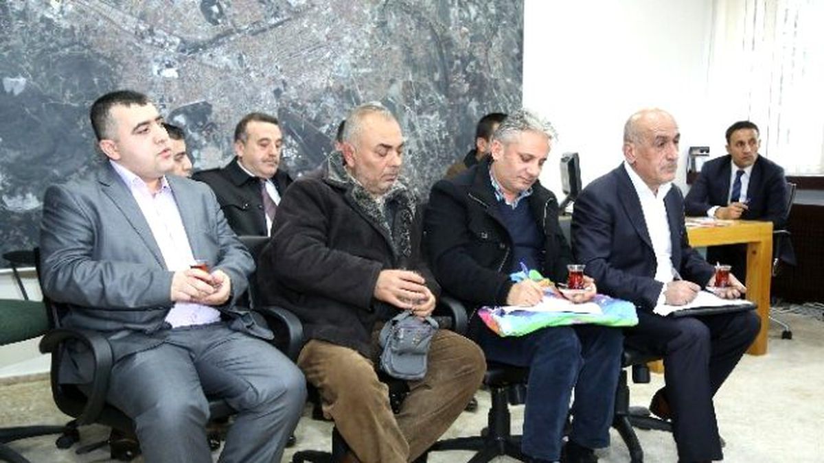 Büyükşehir\'den 2 Katlı Yeraltı Otoparkı