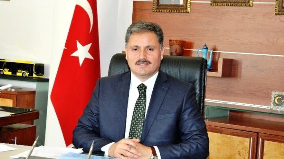 Çakır\'dan İstiklal Marşı\'nın Kabulü ve Mehmet Akif Ersoy\'u Anma Günü Mesajı