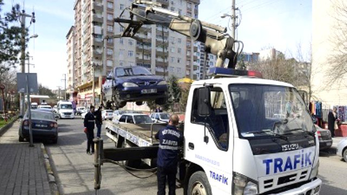 Diyarbakır\'da Belediye Yaya Hakkı İhlaline Karşı Denetimlere Başladı