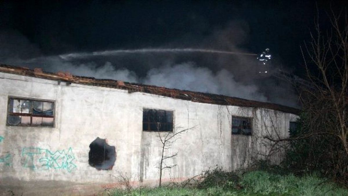 Eldiven Fabrikasında Korkutan Yangın