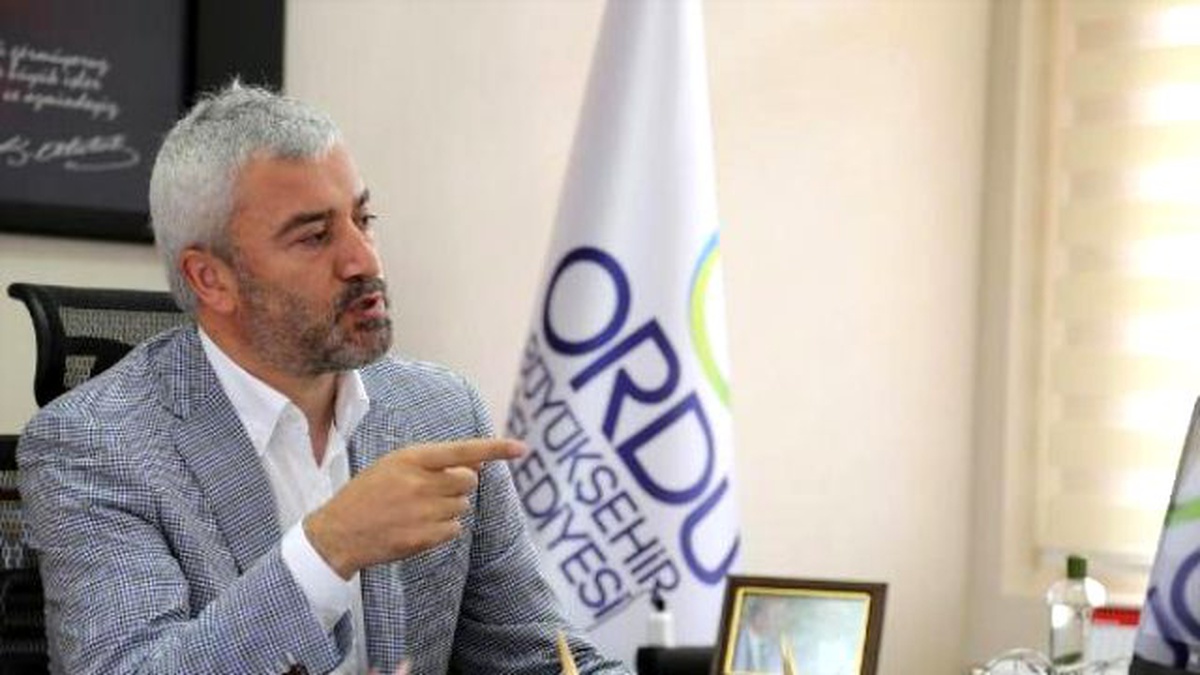 Enver Yılmaz: Ordu\'da Kamu Yatırımlarına Verilen Kamu Yöneticilerinin Adları Kaldırılacak