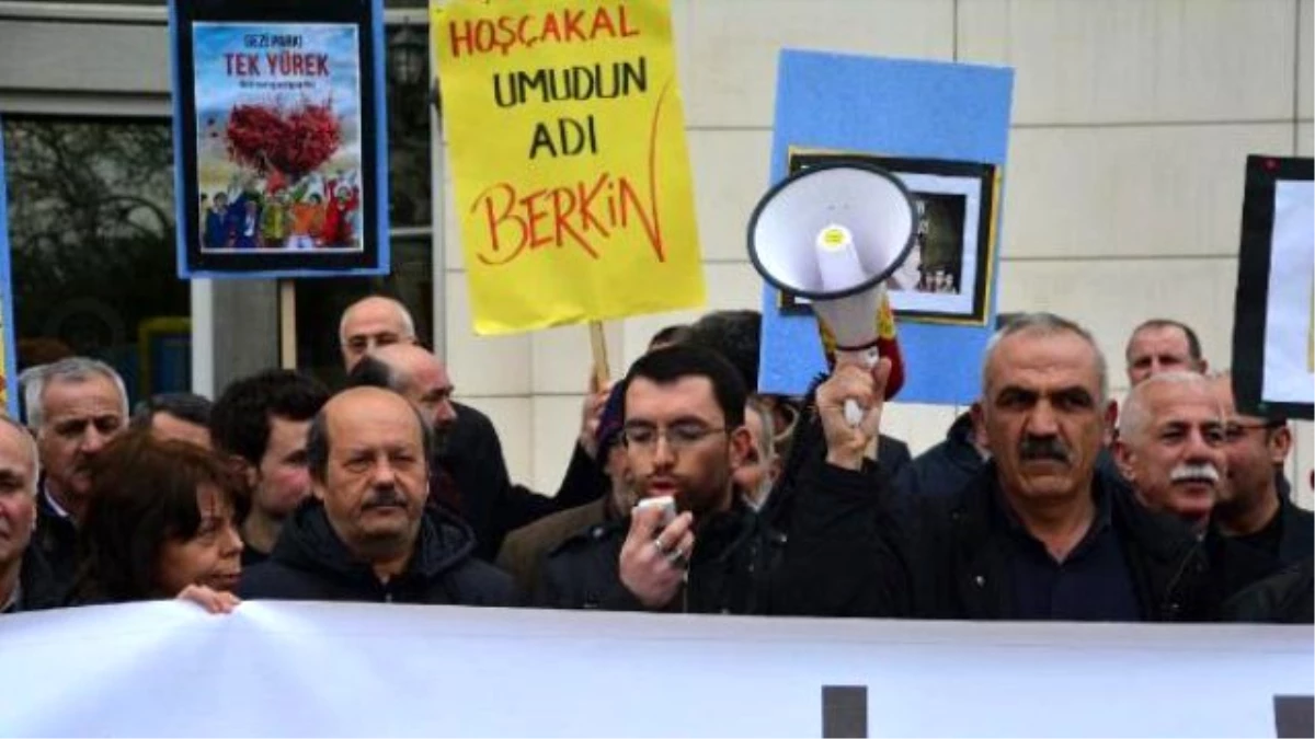 Erdoğan\'a Hakaretten 41 Sanık Akhisar\'da Hakim Karşısında