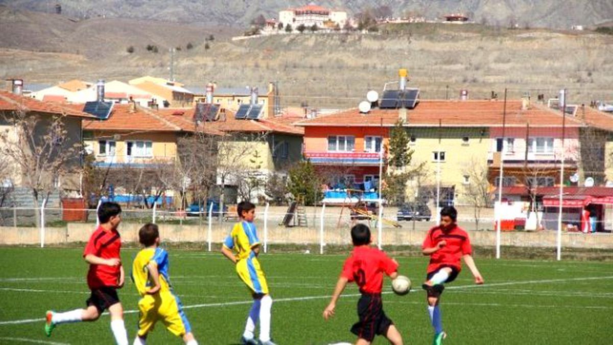 Erzincan'da Küçükler Futbol Heyecanı Başladı