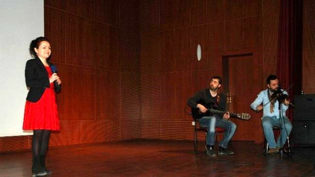 Erzurum\'da Yılın Hekimleri Ödüllerini Aldı