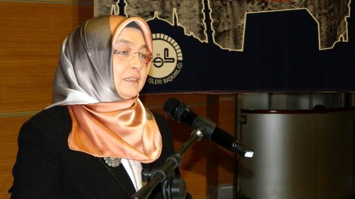 Gaziantep\'te \'Şimdi Ensar Olma Zamanı ve İnsan Hakları Bağlamında Mültecilik\' Konferansı