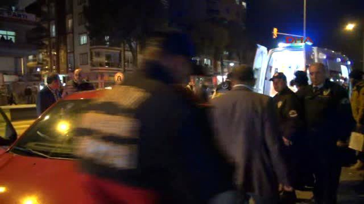 Germencik Kırmızı Işık İhlali Kazası 3 Yaralı