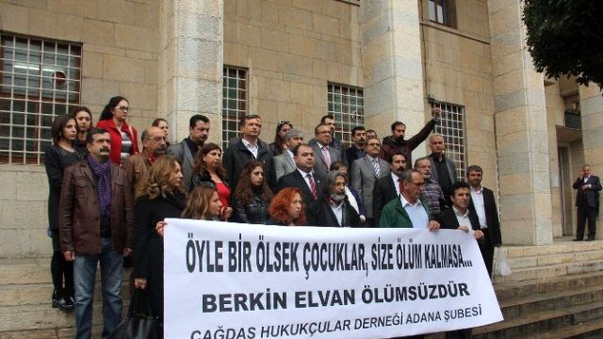 Hukukçular Berkin Elvan\'ı Andı