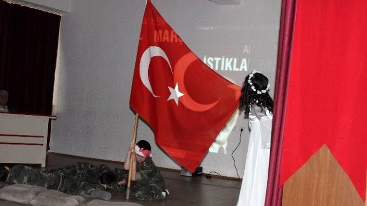 İstiklal Marşı\'nı Güzel Okuma Yarışması
