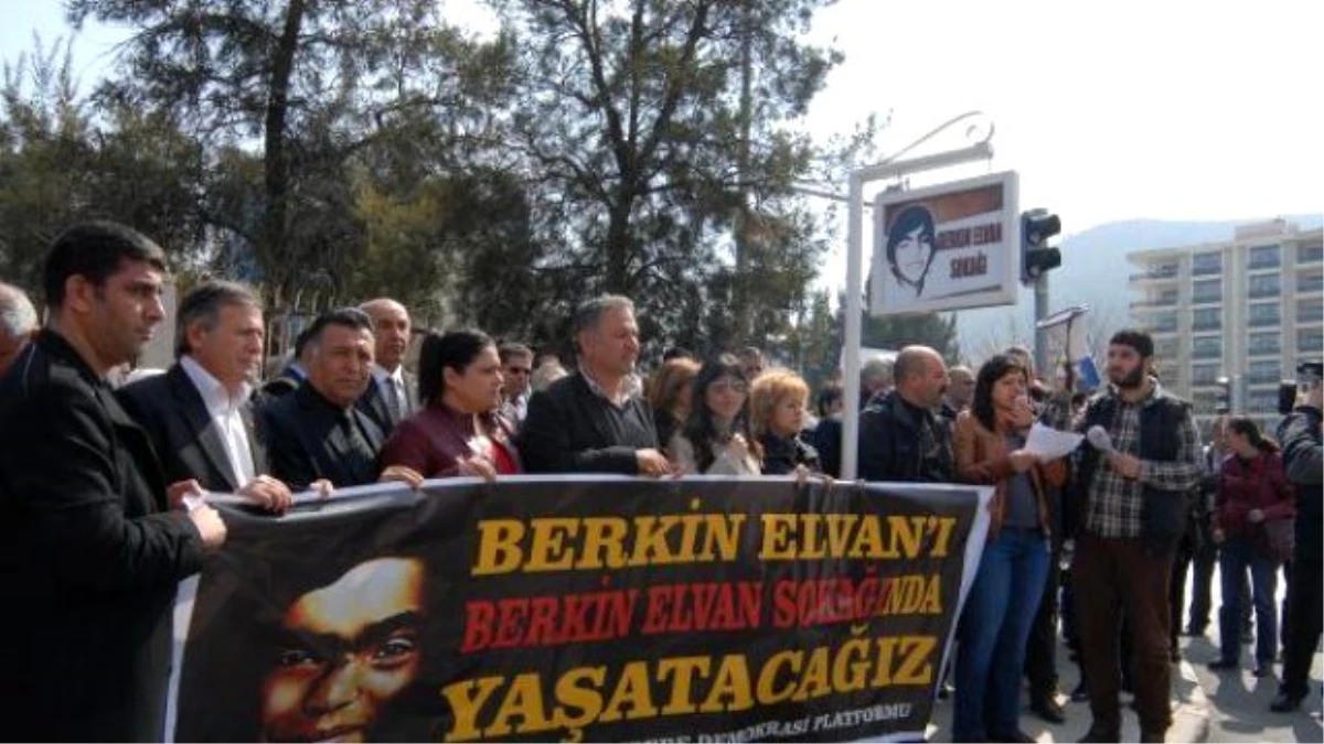 İzmirliler, Berkin Elvan\'ı Adını Taşıyan Sokakta Andı