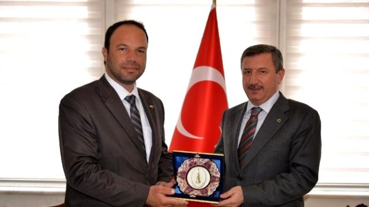 KKTC İskele Belediye Başkanı Hasan Sadıkoğlu Kütahya\'da