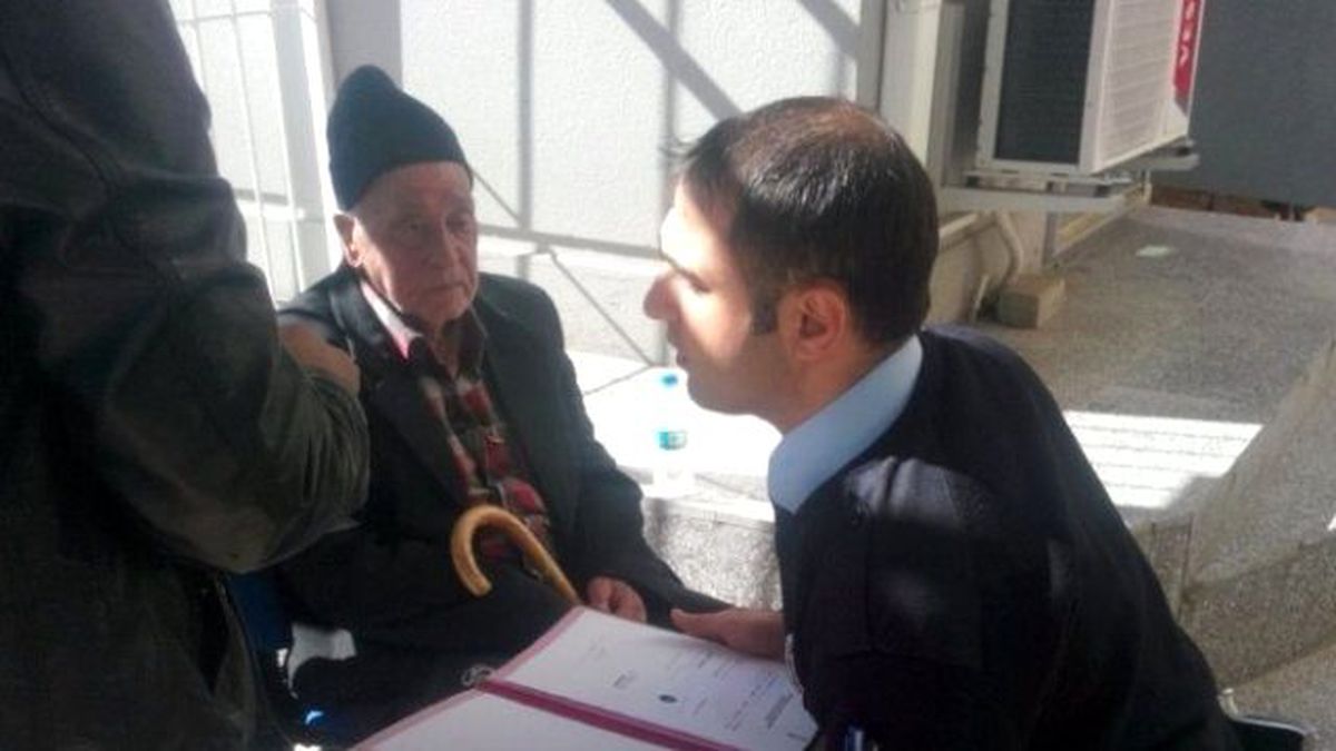Kovancılar\'da Hacca Gideceklere Pasaport Kolaylığı