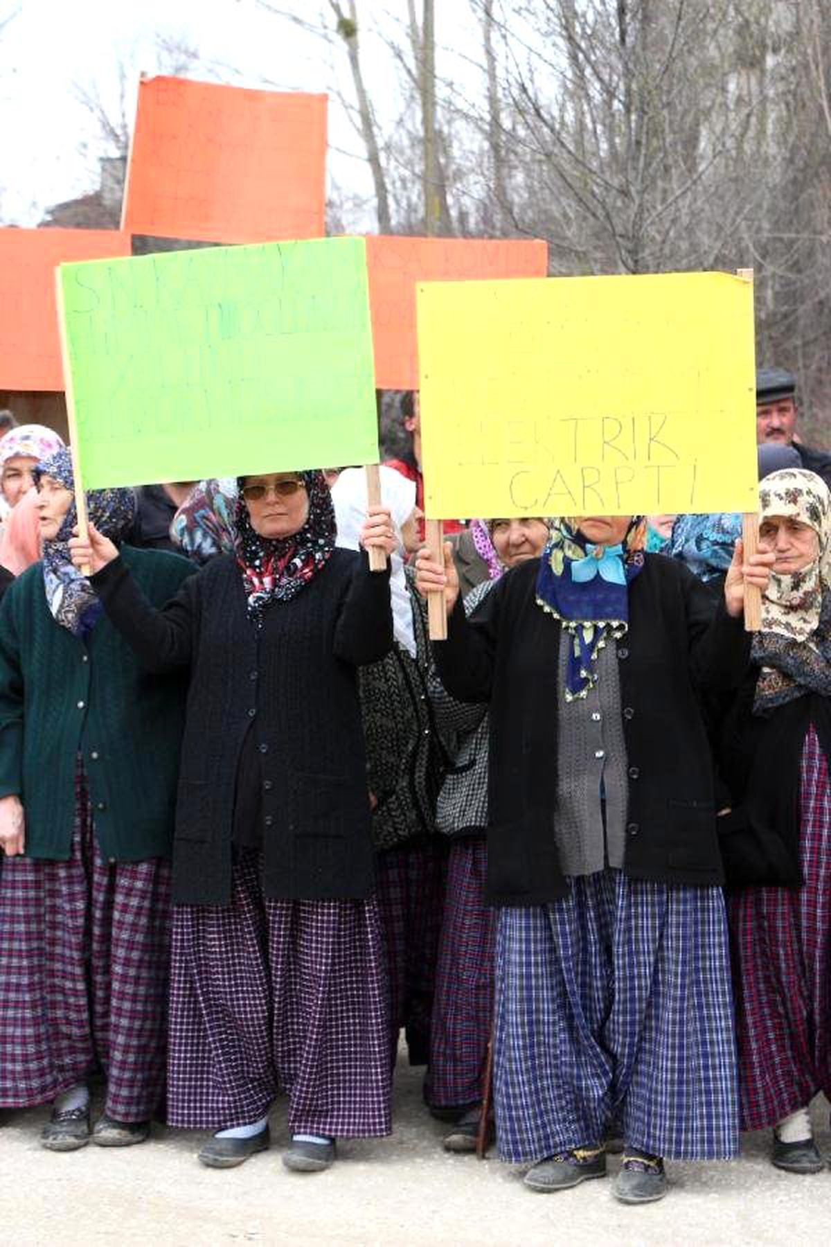 Köylülerden \'Acil Kamulaştırma\' Tepkisi