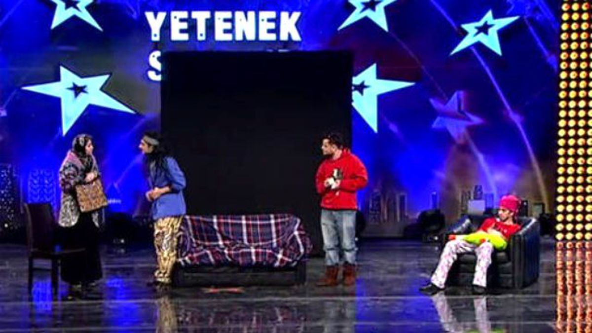 Murat Genç Tiyatro Vera 2. Tur Performansı