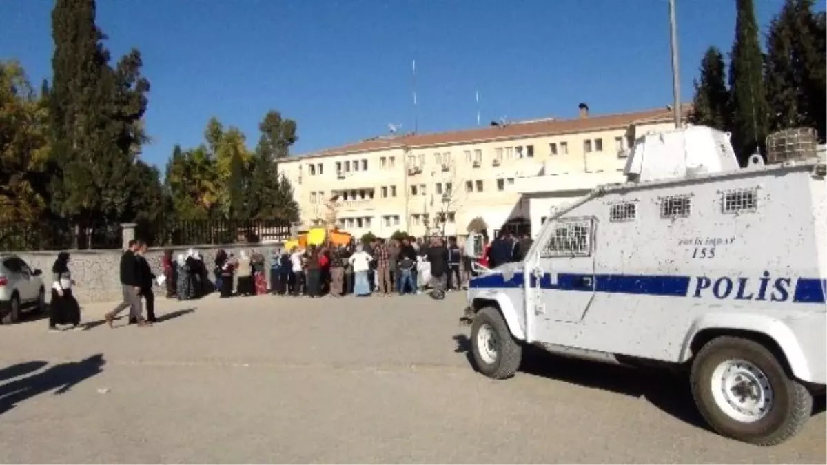 Nusaybin\'de Tarla Anlaşmazlığı Nedeniyle Arbede Çıktı