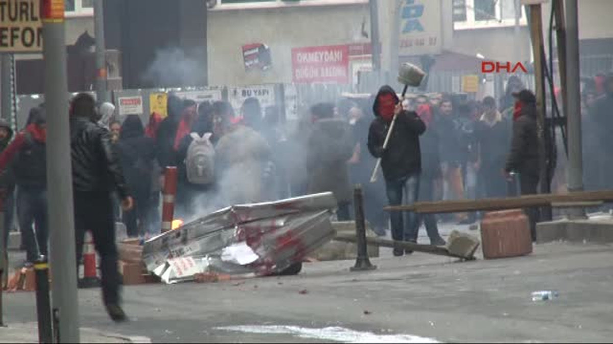 Okmeydanı\'nda Ara Sokaklarda Müdahale Devam Ediyor